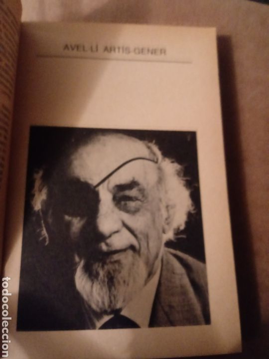 Libros de segunda mano: Identitats de Josep M Espinas.Catalan - Foto 4