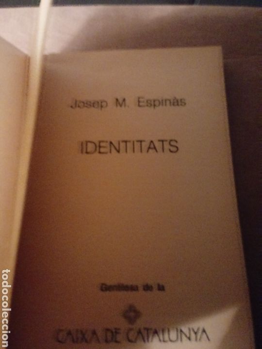 Libros de segunda mano: Identitats de Josep M Espinas.Catalan - Foto 2