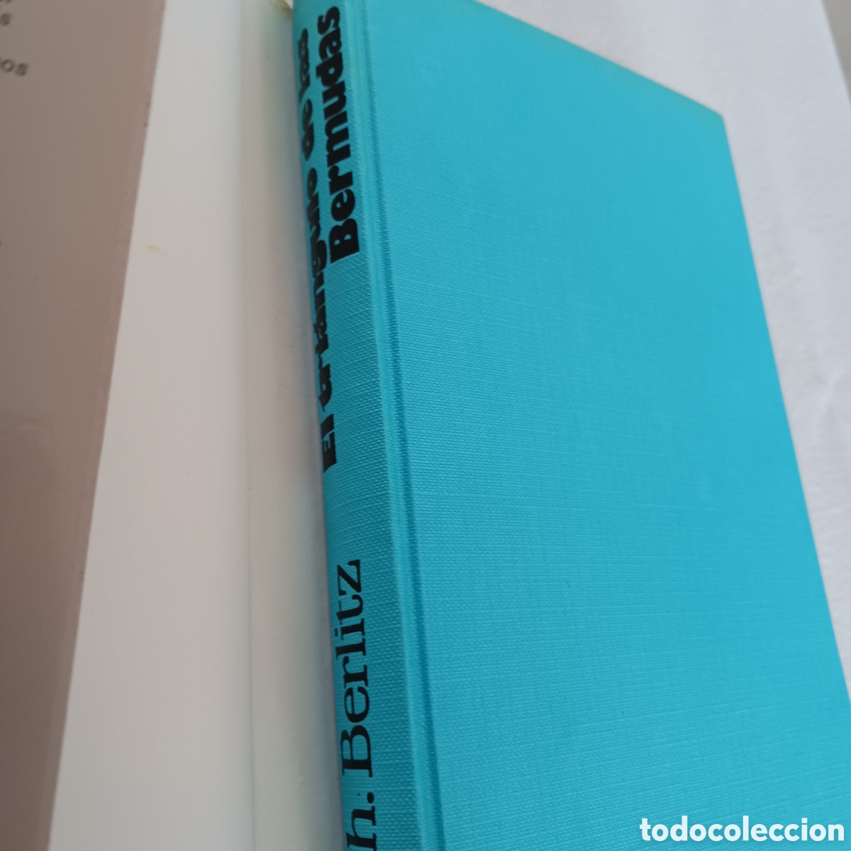 Libros de segunda mano: El Tri&aacute;ngulo de las Bermudas de Charles Berlitz - Foto 3