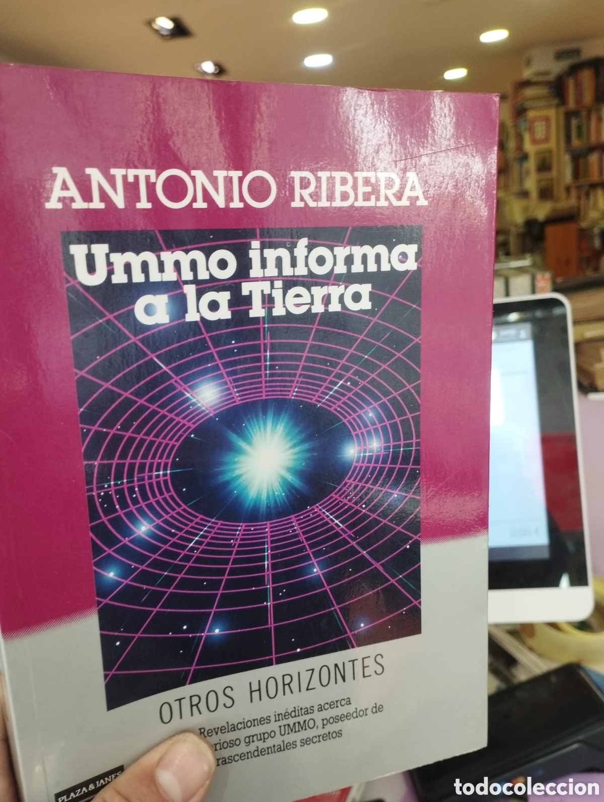 Libros de segunda mano: Ummo informa a la Tierra - Antonio Ribera - Foto 1