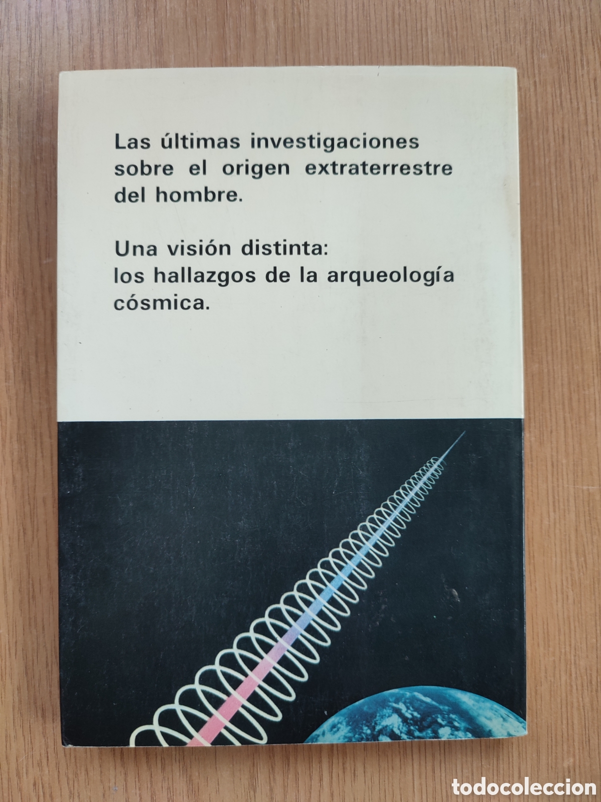 Libros de segunda mano: En busca de nuestros antepasados c&ograve;smicos. Maurice Chatelain. - Foto 2