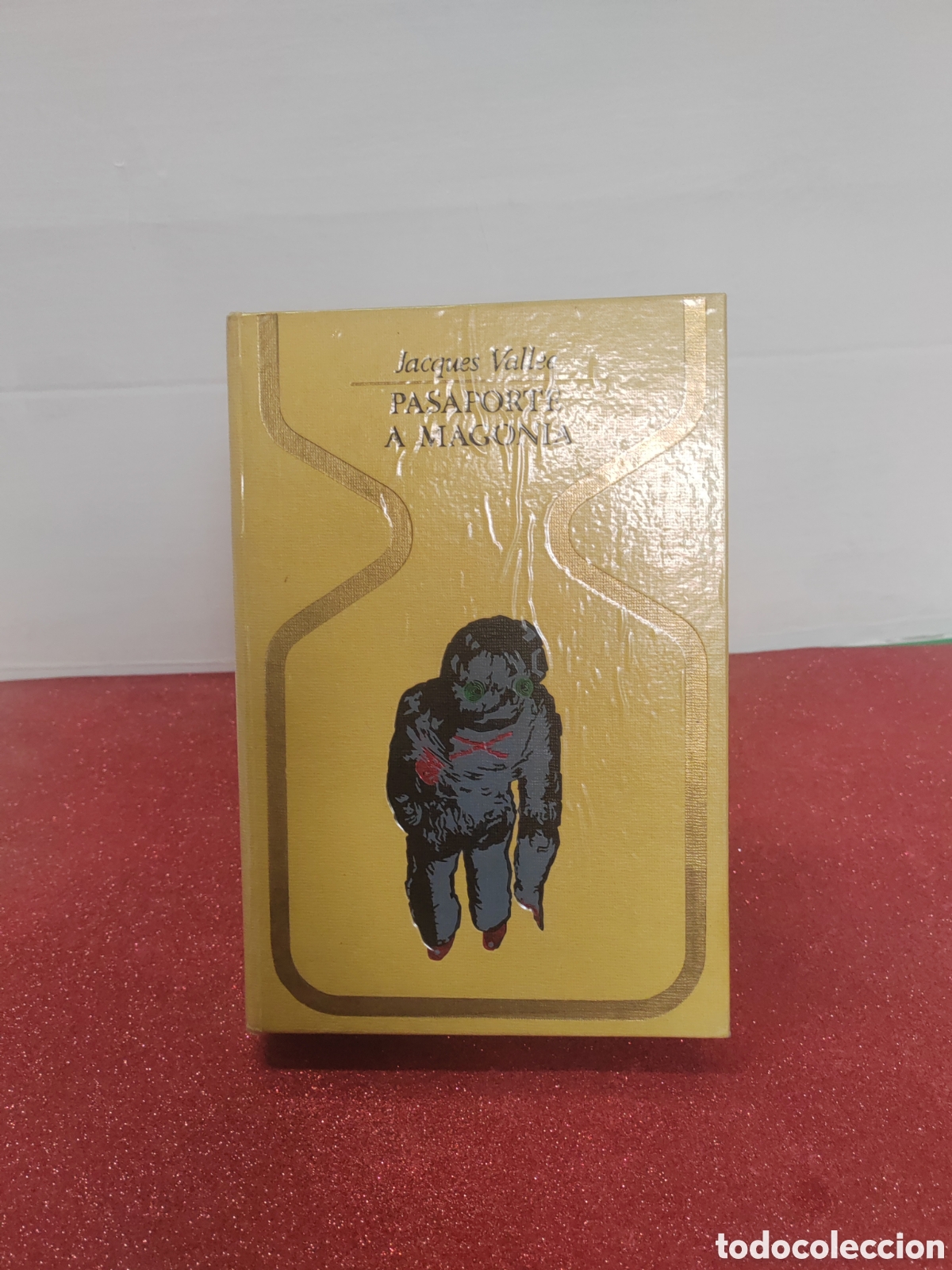 Second hand books: Pasaporte a Magonia jaques wallee