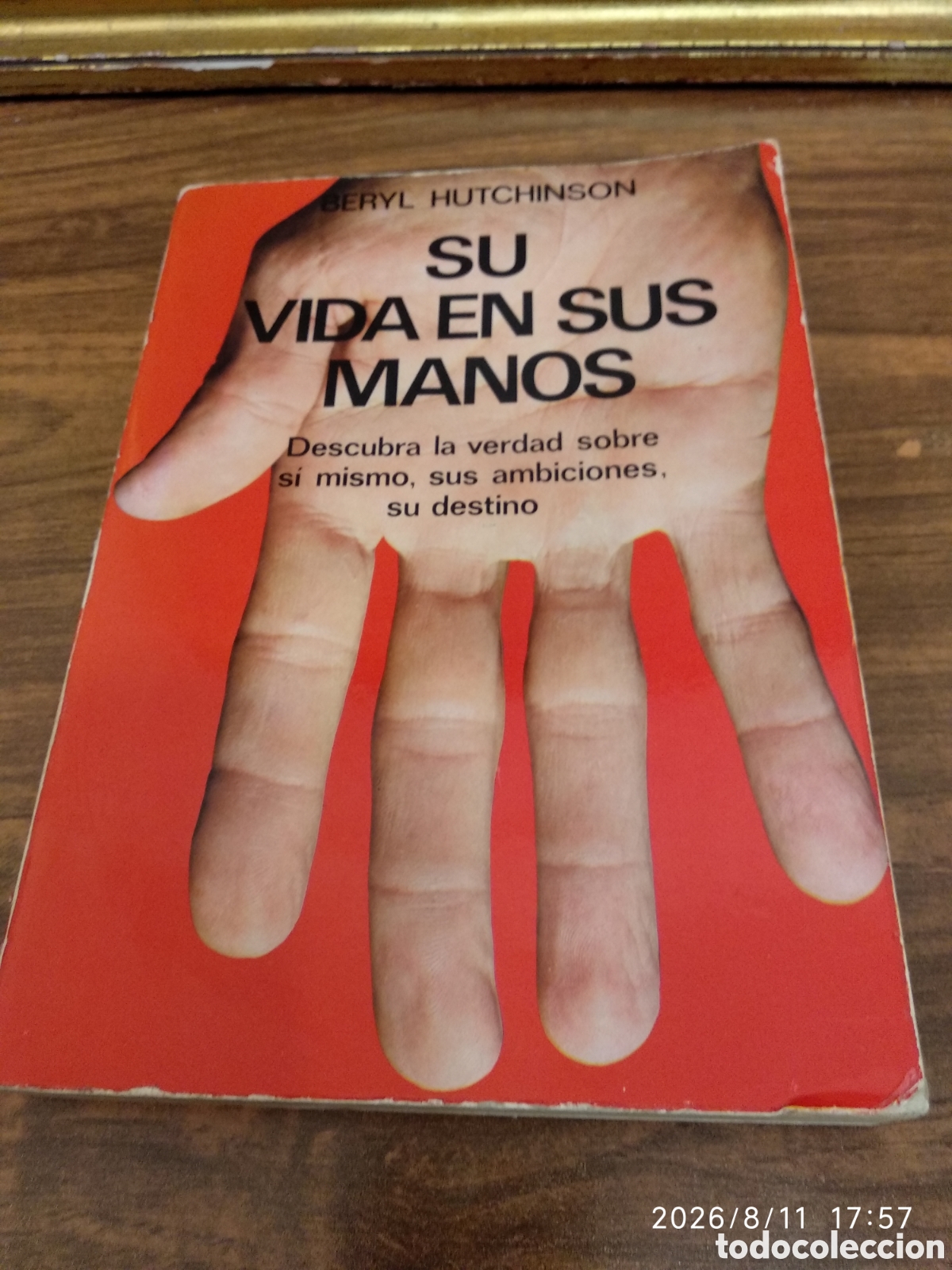 Libros de segunda mano: Su vida en sus manos - Foto 2