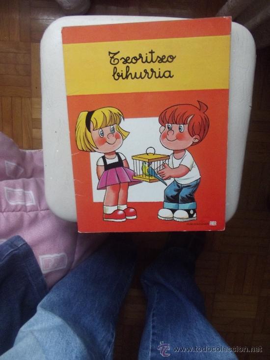 Libros de segunda mano: EUSKERA - TXORITXO BIHURRIA - Foto 1