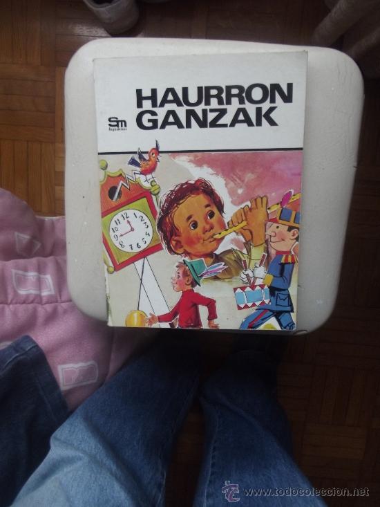 Libros de segunda mano: EUSKERA - HAURRON  GANZAK - Foto 1