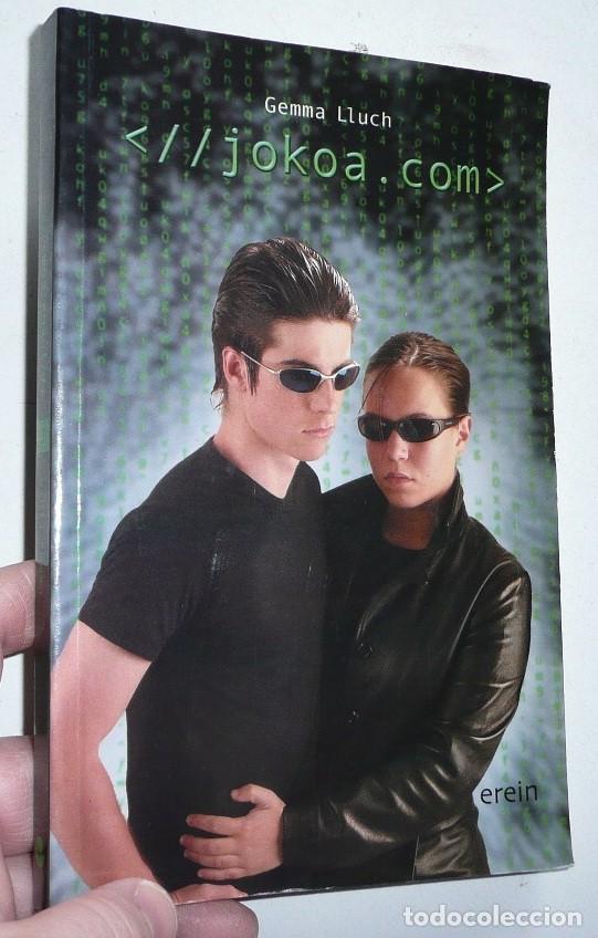 Libros de segunda mano: Jokoa.com - Gemma Lluch (Perzebal saila 3, Erein, 2002) - Foto 1