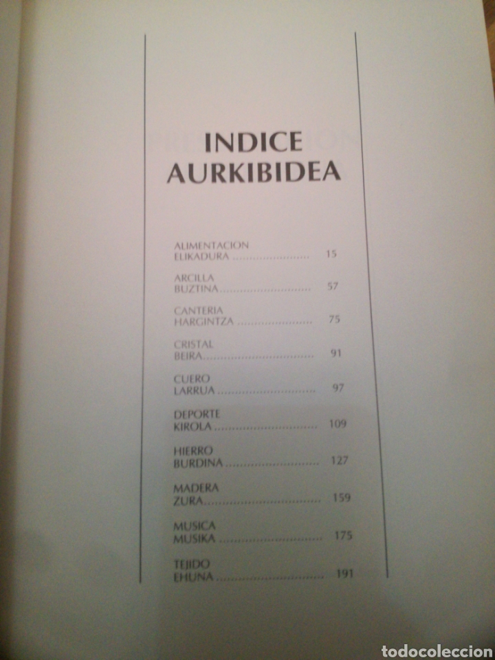 Libros de segunda mano: Artesan&iacute;a Vasca. Euskal Eskulangintza. AGG - Foto 3