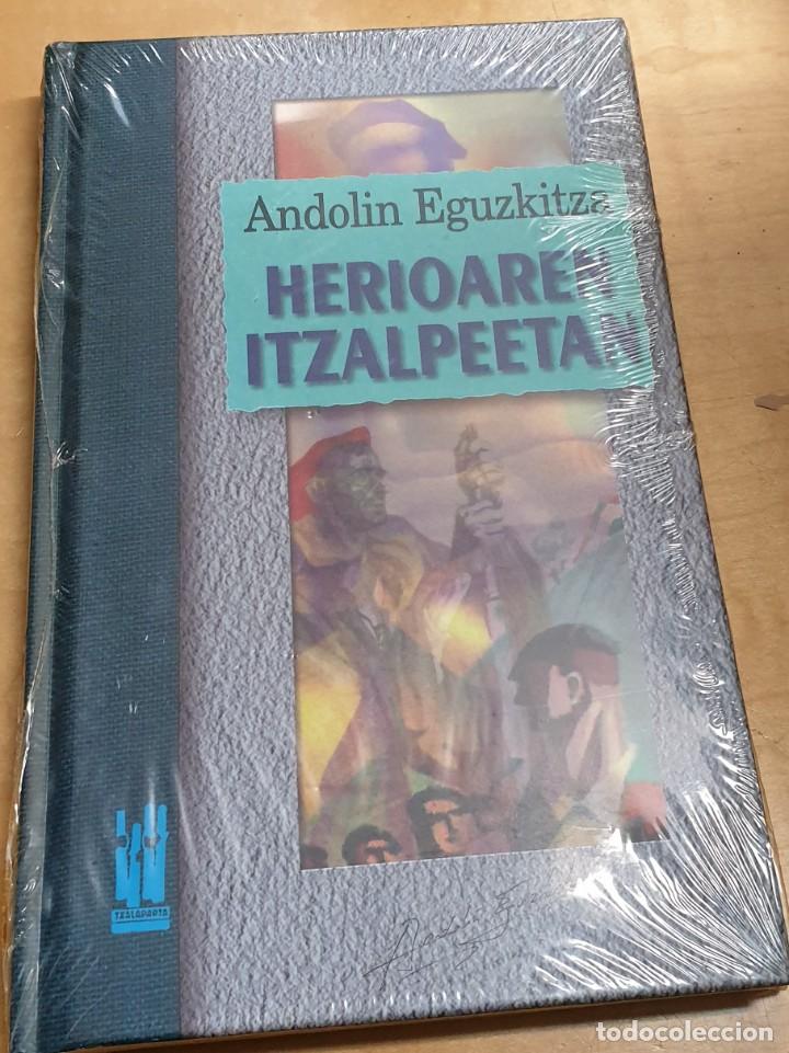 Libros de segunda mano: Herioaren itzalpeetan - EGUZKITZA, ANDOLIN - Foto 1