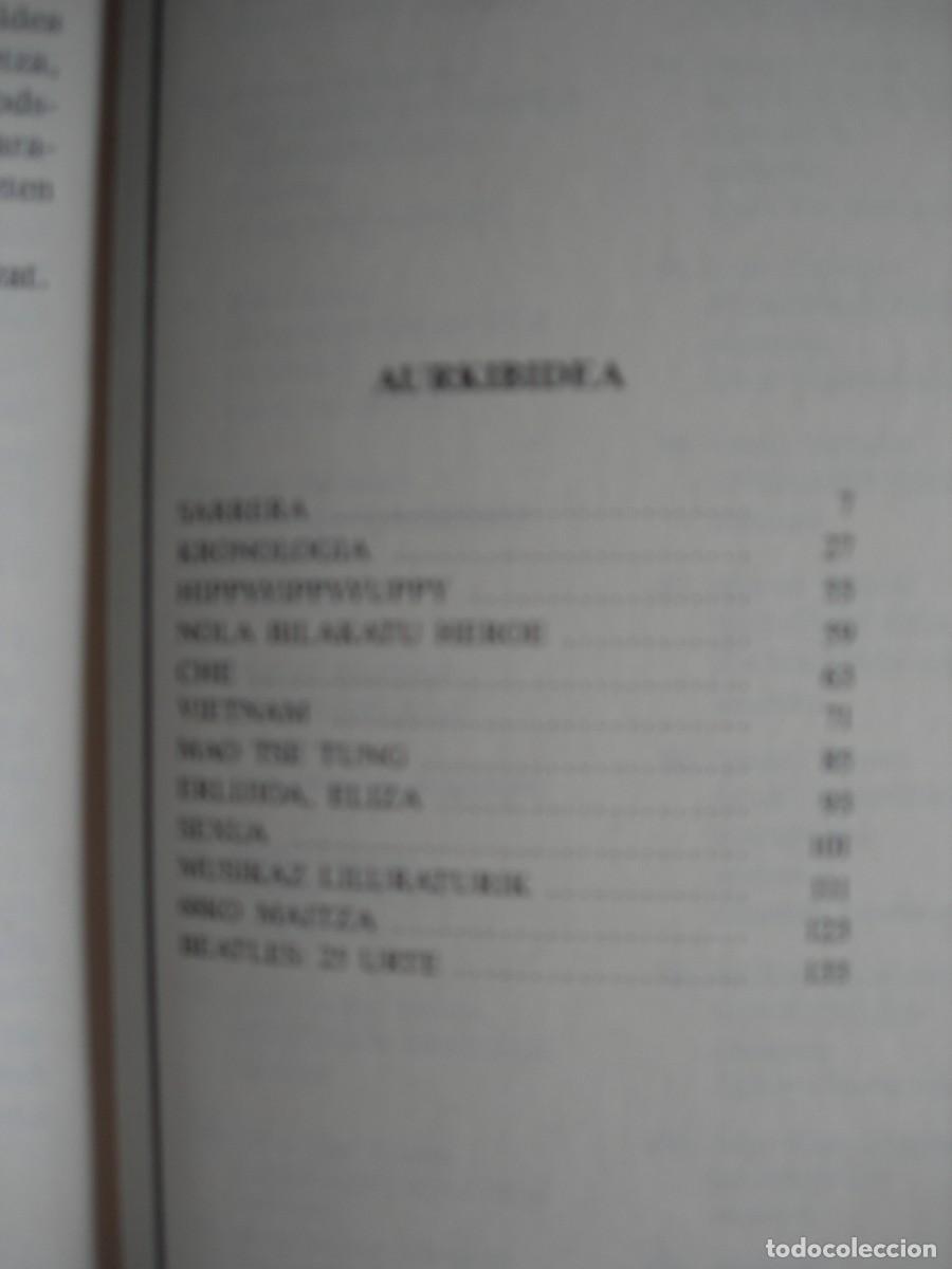 Libros de segunda mano: SIXTIES / JOSEMARI V ELEZ DE MENDIZABAL / CR&Oacute;NICAS / EUSKERA - Foto 3