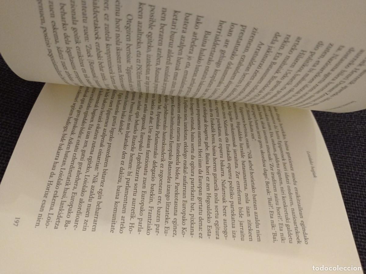 Libros de segunda mano: Libro Loiolako hegiak. Imanol Murua Ur&iacute;a. Elkar Berria 2010. - Foto 6