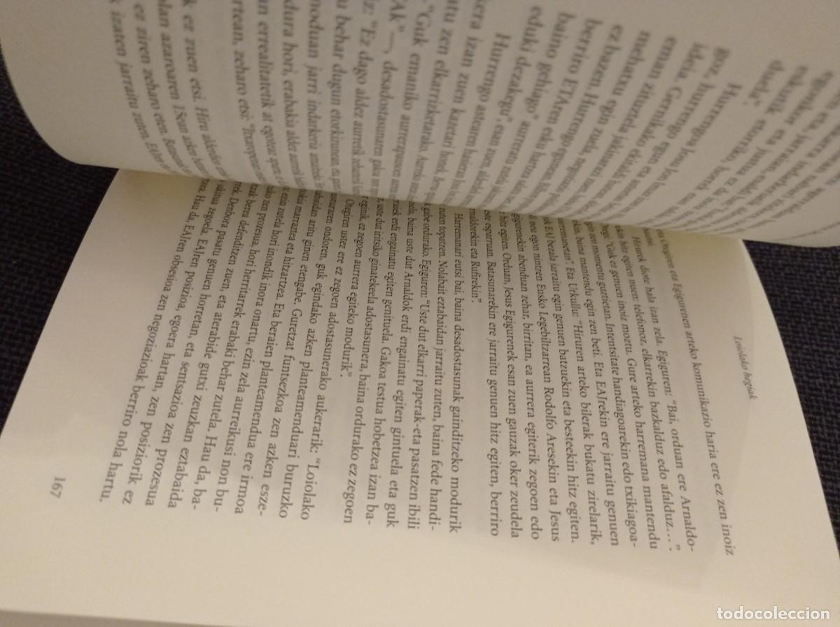 Libros de segunda mano: Libro Loiolako hegiak. Imanol Murua Ur&iacute;a. Elkar Berria 2010. - Foto 7