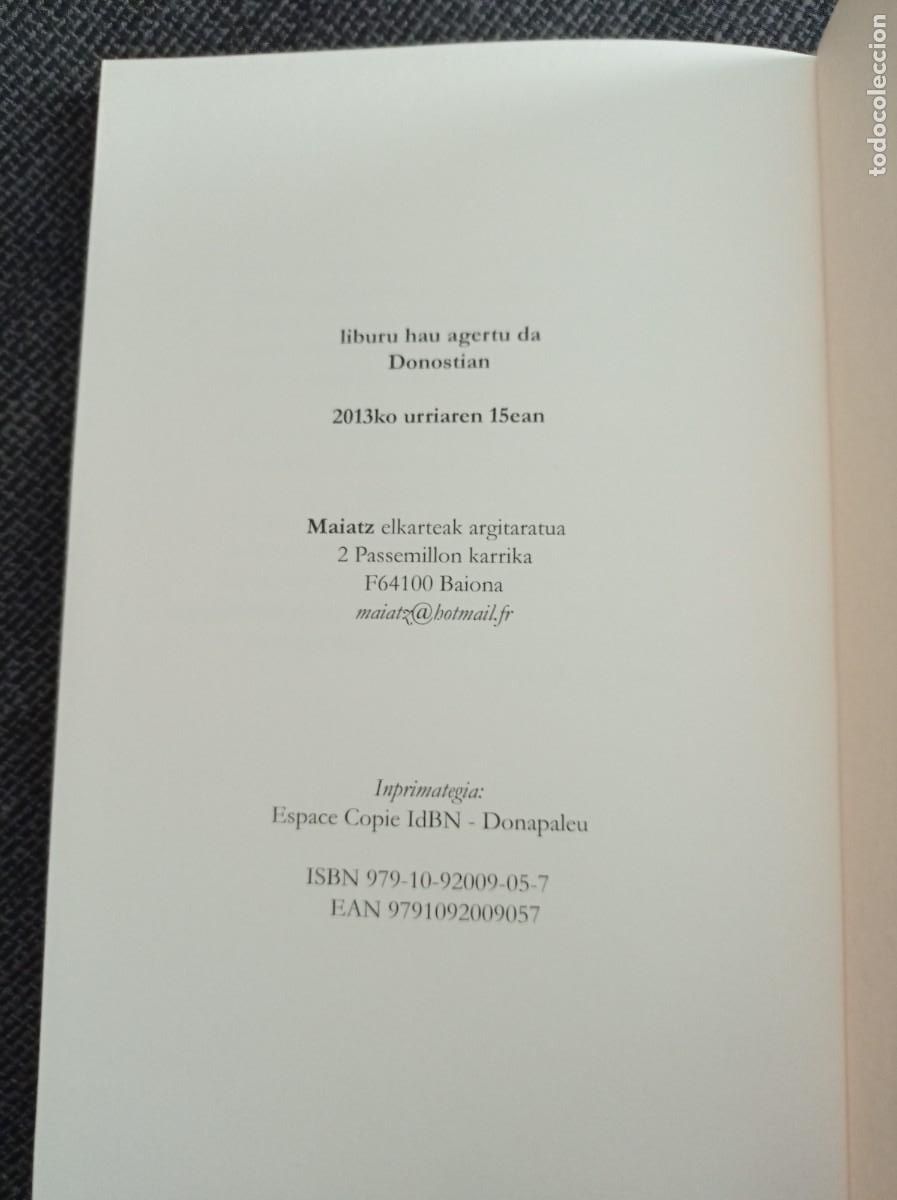 Libros de segunda mano: Libro Gorren dantzalekua. Aritz Mutiozabal. Maiatz 2013. - Foto 3