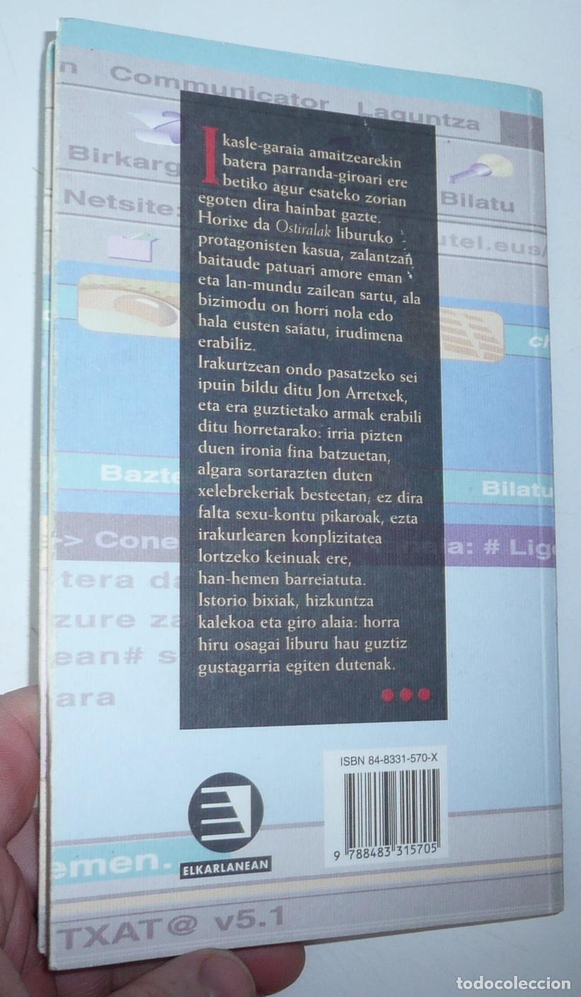 Libros de segunda mano: Ostiralak - Jon Arretxe (Elkarlanean, 2000) En euskera - Foto 2