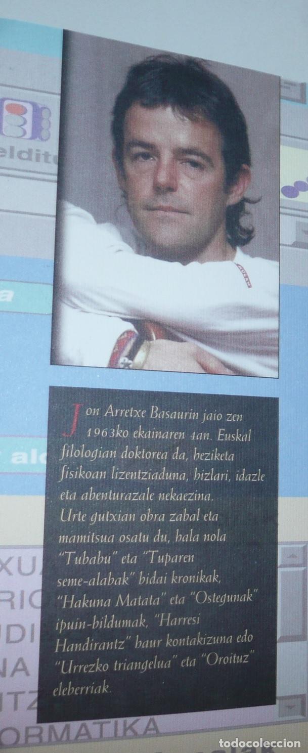 Libros de segunda mano: Ostiralak - Jon Arretxe (Elkarlanean, 2000) En euskera - Foto 3