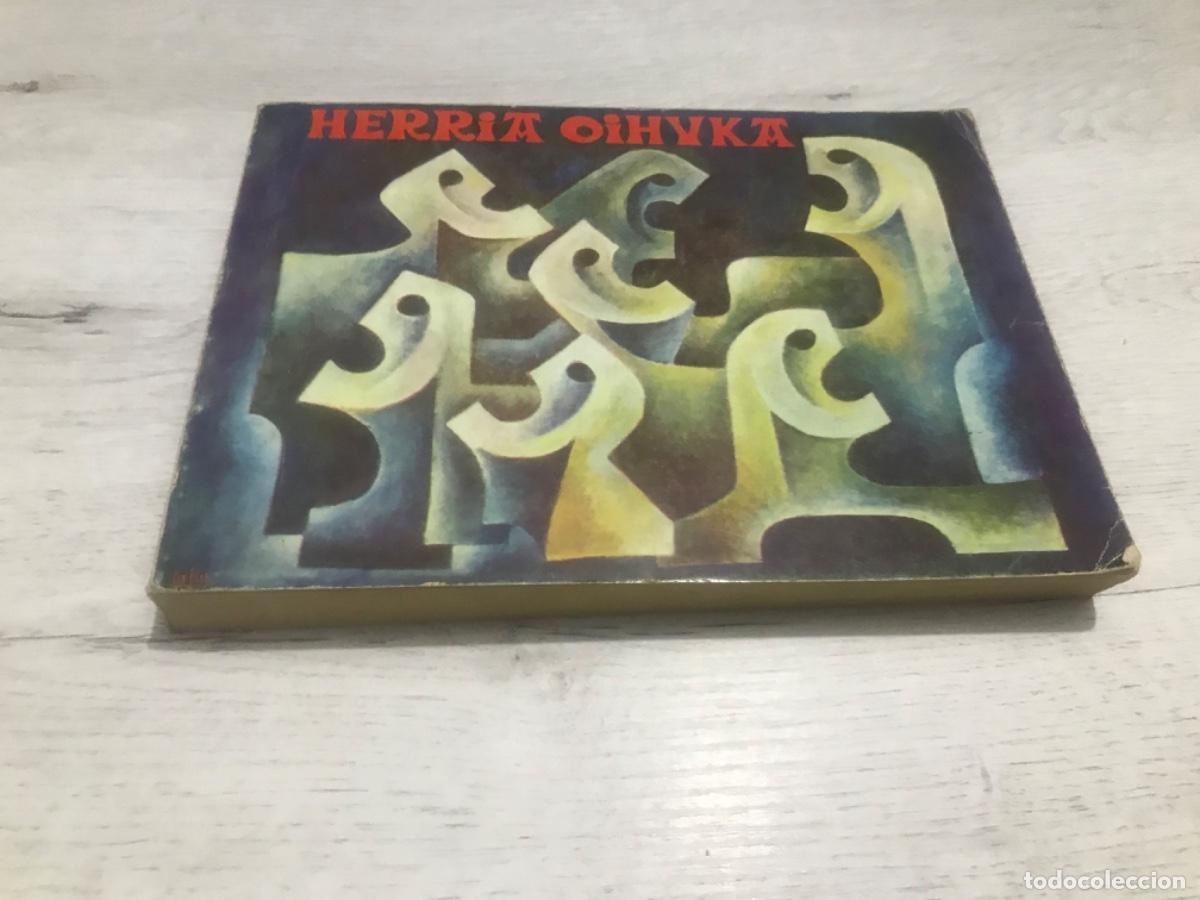 Libros de segunda mano: Libro Herria Oihuka cancionero en euskera - Foto 10