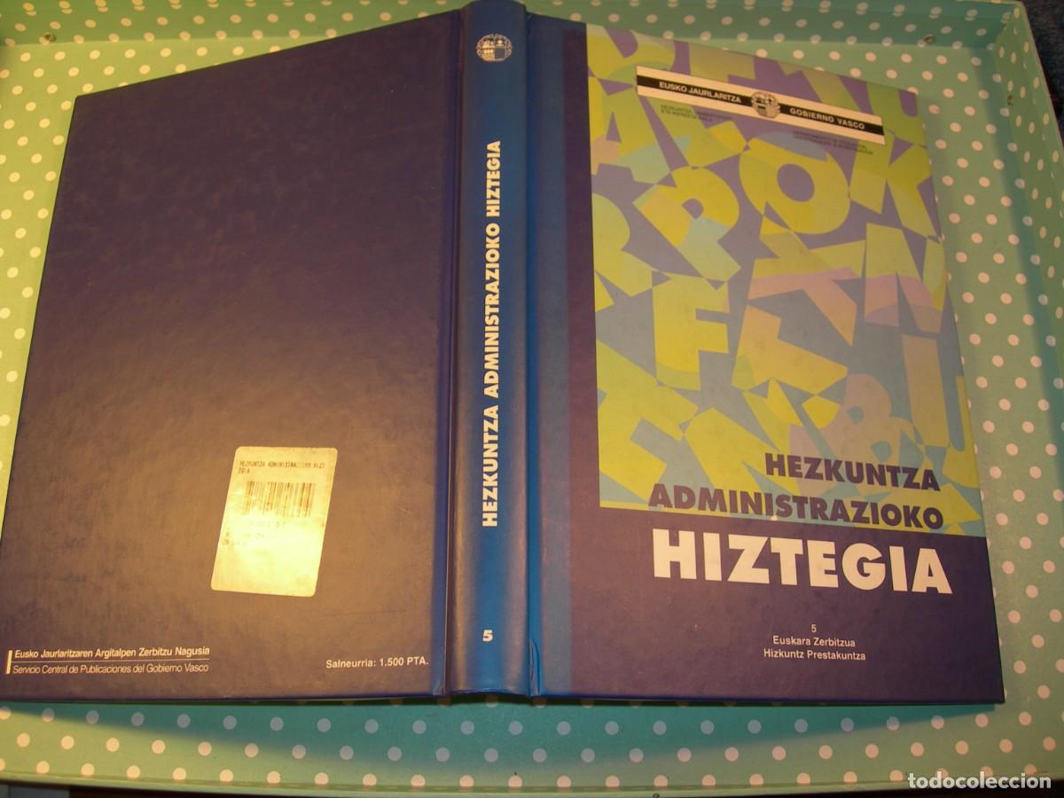 Libros de segunda mano: HEZKUNTZA ADMINISTRAZIOKO / / HIZTEGIA / EUSKERA - Foto 1