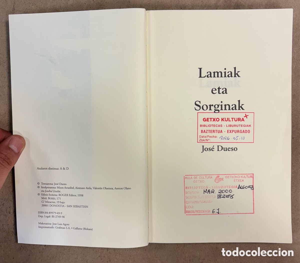 Libros de segunda mano: LAMIAK ETA SORGINAK. JOS&Eacute; DUESO. ROGER EDITOR 1998. EUSKARAZ. - Foto 2