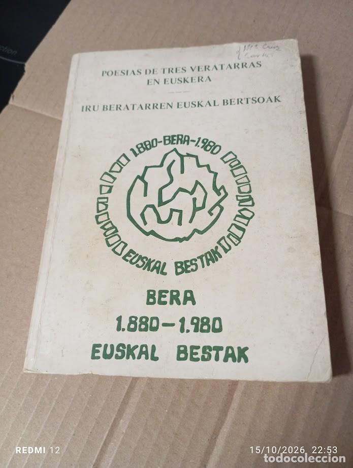 Second hand books: POESIAS DE TRES VERATARRAS EN EUSKERA /IRU BERATARREN EUSKAL BETSOAK 1880-1980 BERA EUSKAL BESTAK