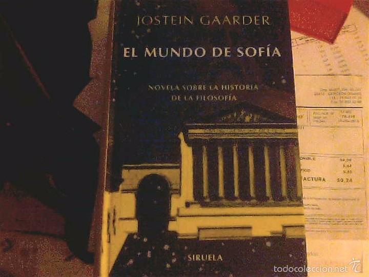 Libros de segunda mano: Jostein Gaarder - El mundo de Sof&iacute;a - Foto 1