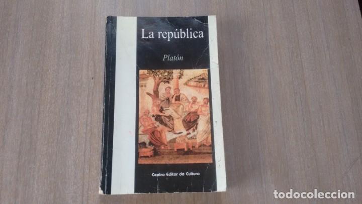 Libros de segunda mano: PLATON - LA REPUBLICA - - Foto 1