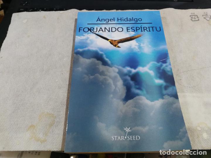 Libros de segunda mano: FORJANDO ESPIRITU - Foto 1
