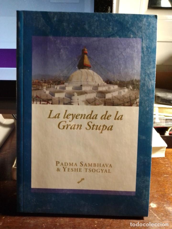 Libros de segunda mano: La leyenda de la gran stupa. La llave 2002 - Foto 1