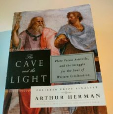 Libros de segunda mano: THE CAVE AND THE LIGHT: PLATO VERSUS ARISTOTLE DE ARTHUR HERMAN. Lote 369408331