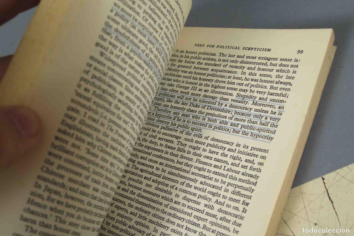 Libros de segunda mano: Sceptical Essays. Bertrand Russell - Foto 2