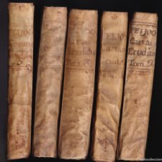 Libros de segunda mano: BENITO JERÓNIMO FEIJOO: CARTAS ERUDITAS Y CURIOSAS. 5 TOMOS. COMPLETO. MADRID, 1750-1761. PERGAMINO