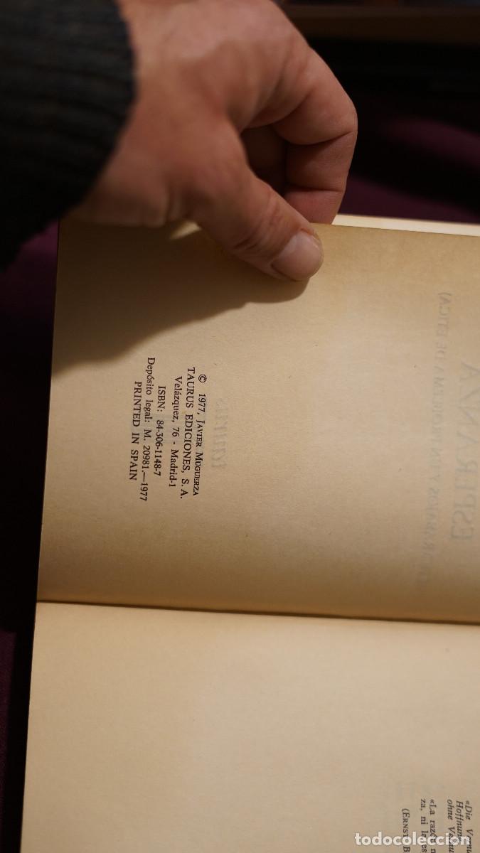 Libros de segunda mano: Javier Muguerza - La raz&oacute;n sin esperanza - Taurus 1977 - Foto 2