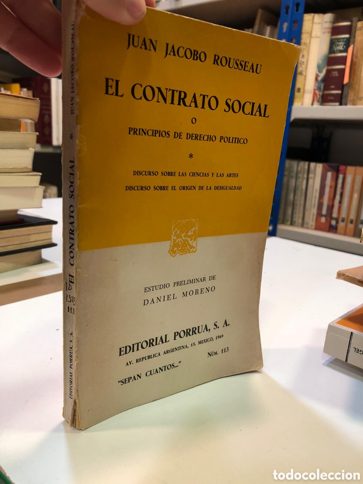 Second hand books: El contrato social. Principios de derecho pol&iacute;tico. - Juan Jacobo Rousseau
