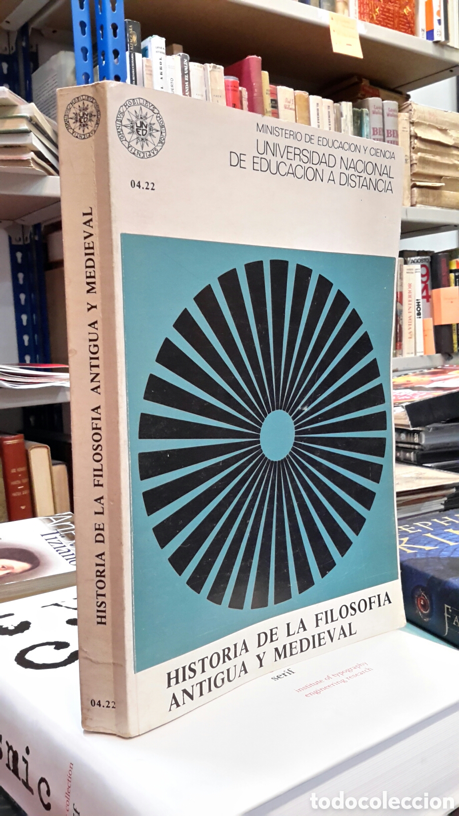Livros em segunda m&atilde;o: Historia de La Filosofia Antigua y Medieval. Universidad Nacional de Educacion a Distancia