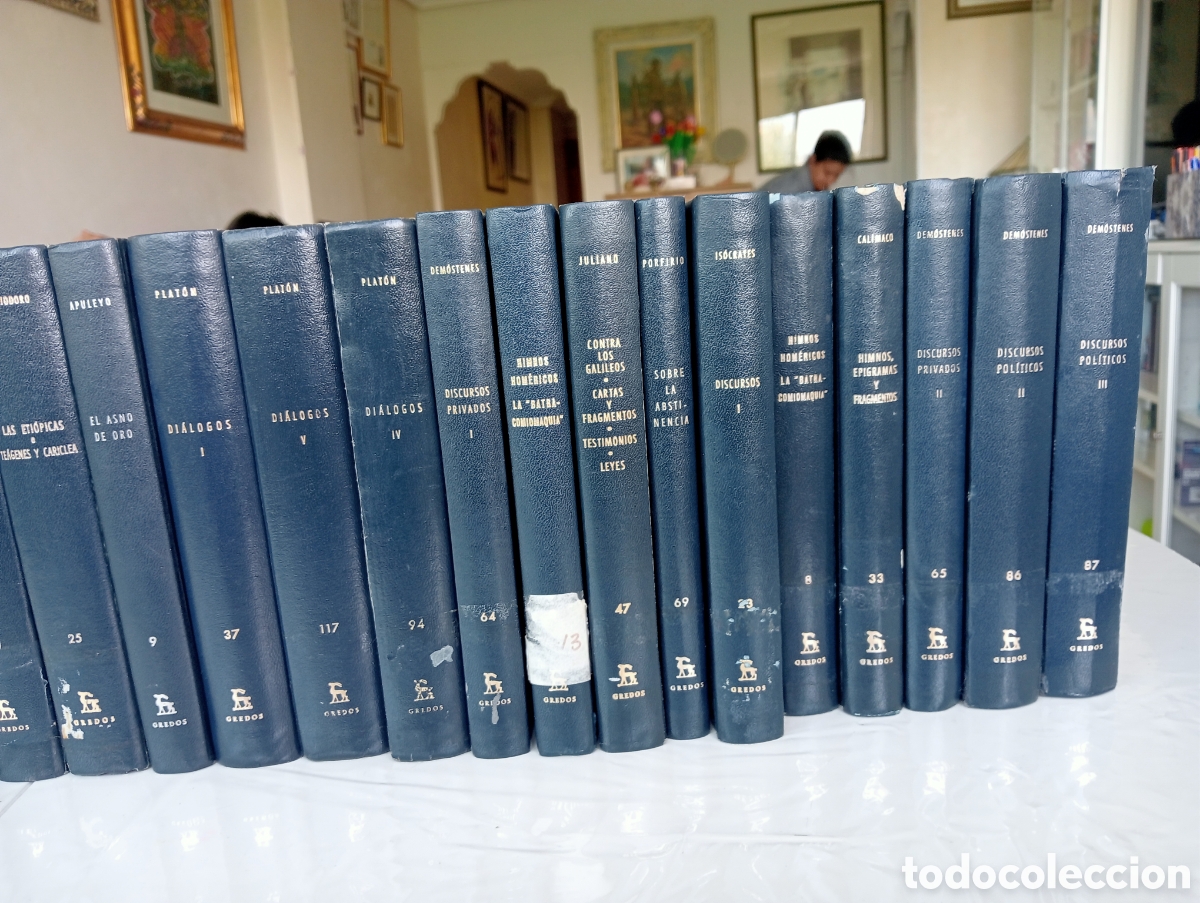Libros de segunda mano: Lote de libros cl&aacute;sicos Gredos &ndash; Filosof&iacute;a y literatura griega &ndash; Biblioteca p&uacute;blica