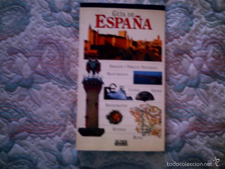 Gebrauchte B&uuml;cher: GUIA DE ESPA&Ntilde;A. ESPACIOS Y PARQUES NATURALES, MONUMENTOS, COSTAS, FIESTAS...(EL PAIS. RUSTICA)