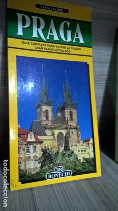 Libri di seconda mano: Las guias de oro. PRAGA. Guia completa para visitar la ciudad.
