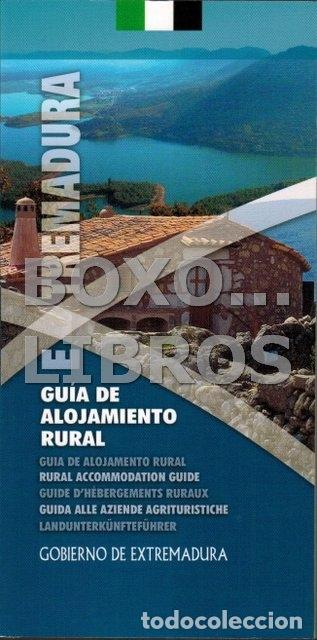Libros de segunda mano: BLASCO FUERTE, Juli&aacute;n (Textos). Gu&iacute;a de Alojamientos Rurales en Extremadura