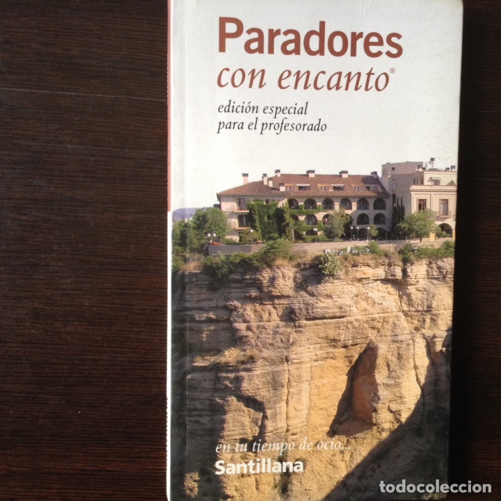 Libros de segunda mano: Paradores con encanto - Foto 1
