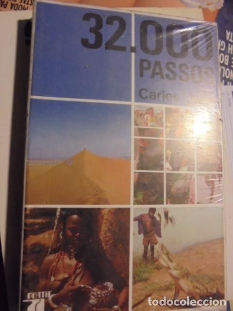 Libros de segunda mano: 32 000 PASSOS - CARLES LLADO - TANZANIA CAMBOYA SUDAFRICA - PRECINTADO - IGUALADA
