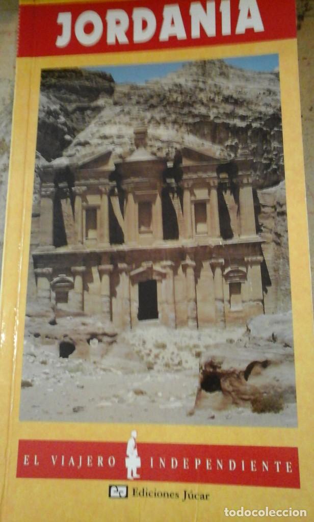 Libros de segunda mano: JORDANIA (gu&iacute;a de viaje) (Madrid, 1996)