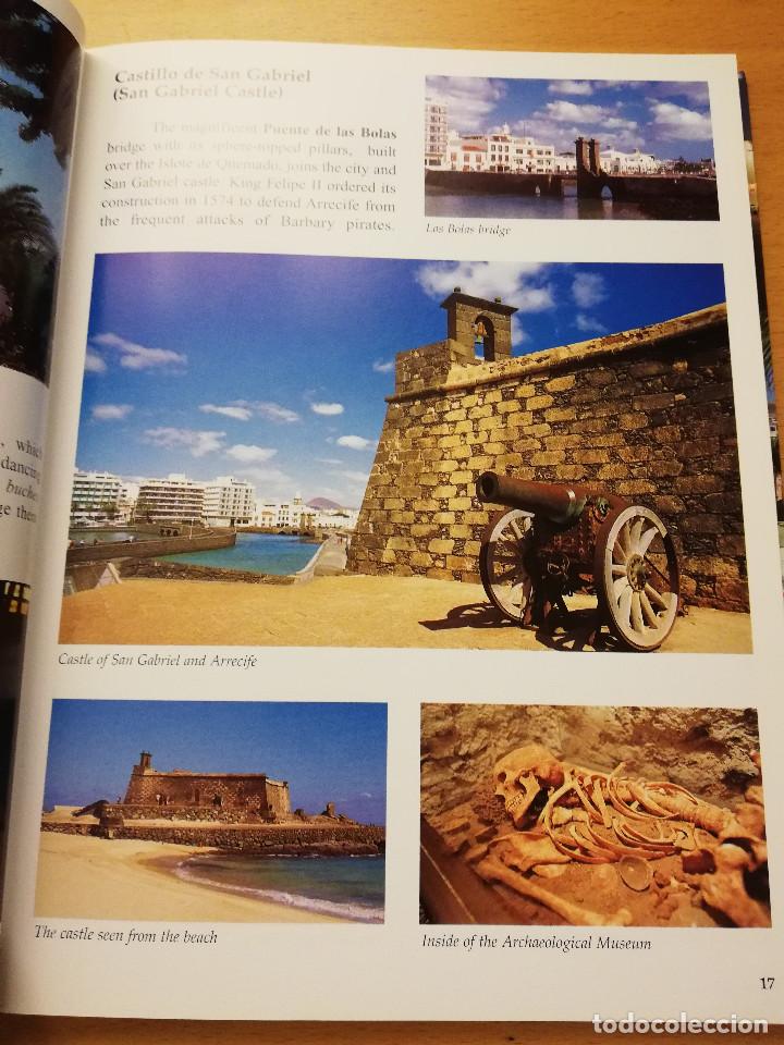 Libros de segunda mano: LANZAROTE. TOURIST GUIDE (EDICIONES A. M.) - Foto 8