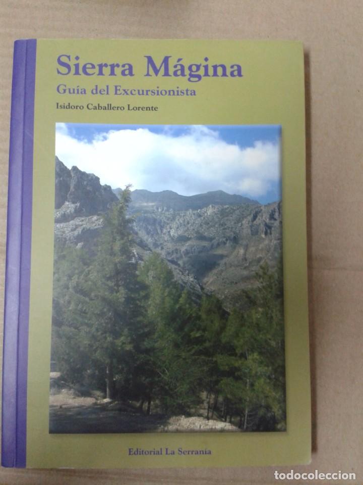 Libros de segunda mano: Sierra M&aacute;gina: Gu&iacute;a del excursionista. Isidoro Caballero. CL