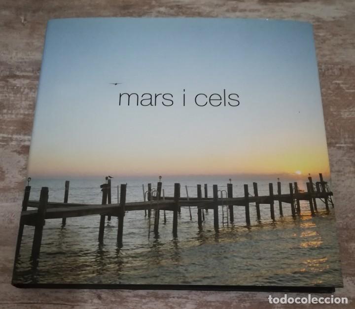 Libros de segunda mano: Mars i cels - en catal&agrave; - Foto 1