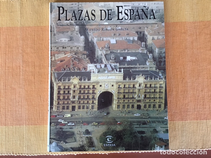 Libros de segunda mano: Plazas de Espa&ntilde;a - Foto 1