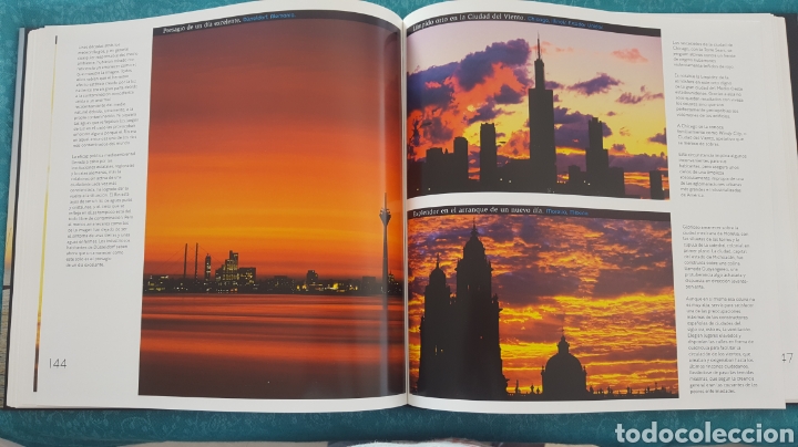 Libros de segunda mano: MARES Y CIELOS. LA CAIXA. COMO NUEVO - Foto 2