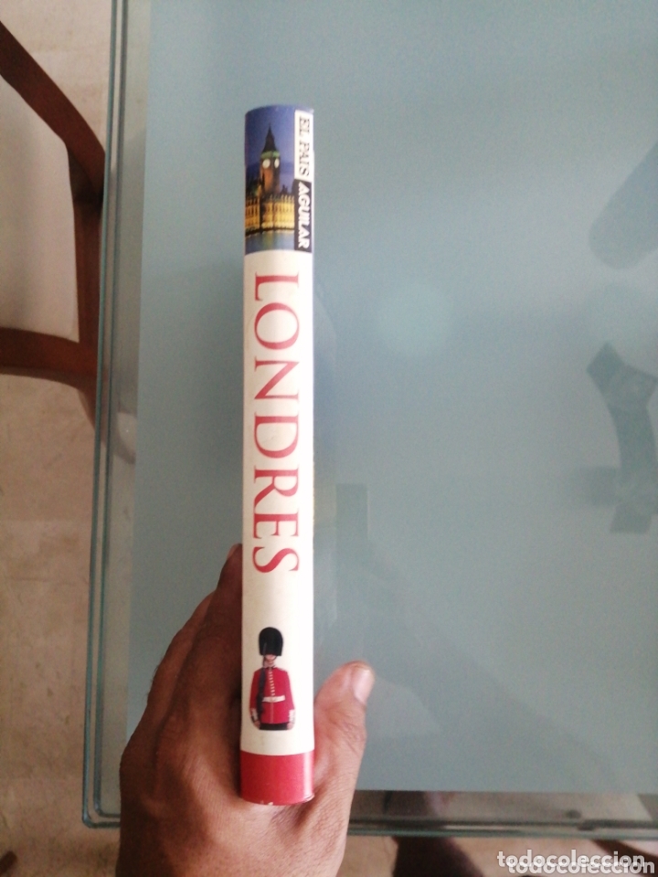 Libros de segunda mano: Londres. Gu&iacute;as visuales - Foto 3