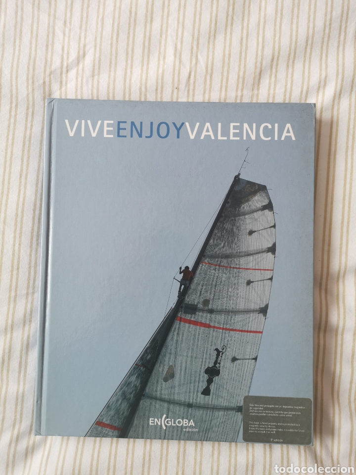 Libro vive en Joy Valencia 2005