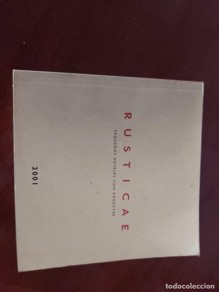 Libri di seconda mano: RUSTICAE. PEQUE&Ntilde;OS HOTELES CON ENCANTO. 2001.
