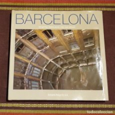 Libros de segunda mano: BARCELONA - JOAN BROSSA, FOTOGRAFÍAS MELBA LEVICK.. Lote 224113225