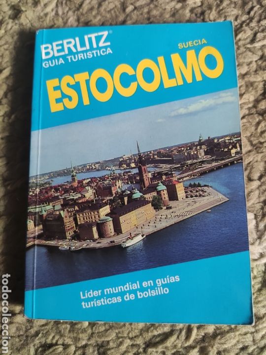 Libros de segunda mano: Gu&iacute;a de Estocolmo. Berlitz 1990. ASM - Foto 1