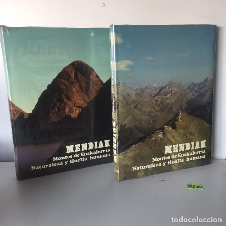 Libros de segunda mano: MENDIAK TOMOS 3 y 4 - Foto 1